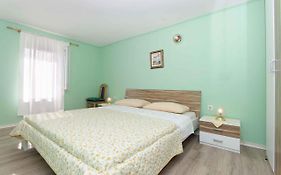 Holiday Home In Lopar/Insel Rab 17776